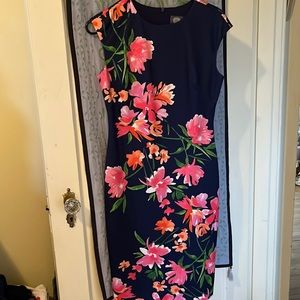 Vince Camuto size 6 floral print dress